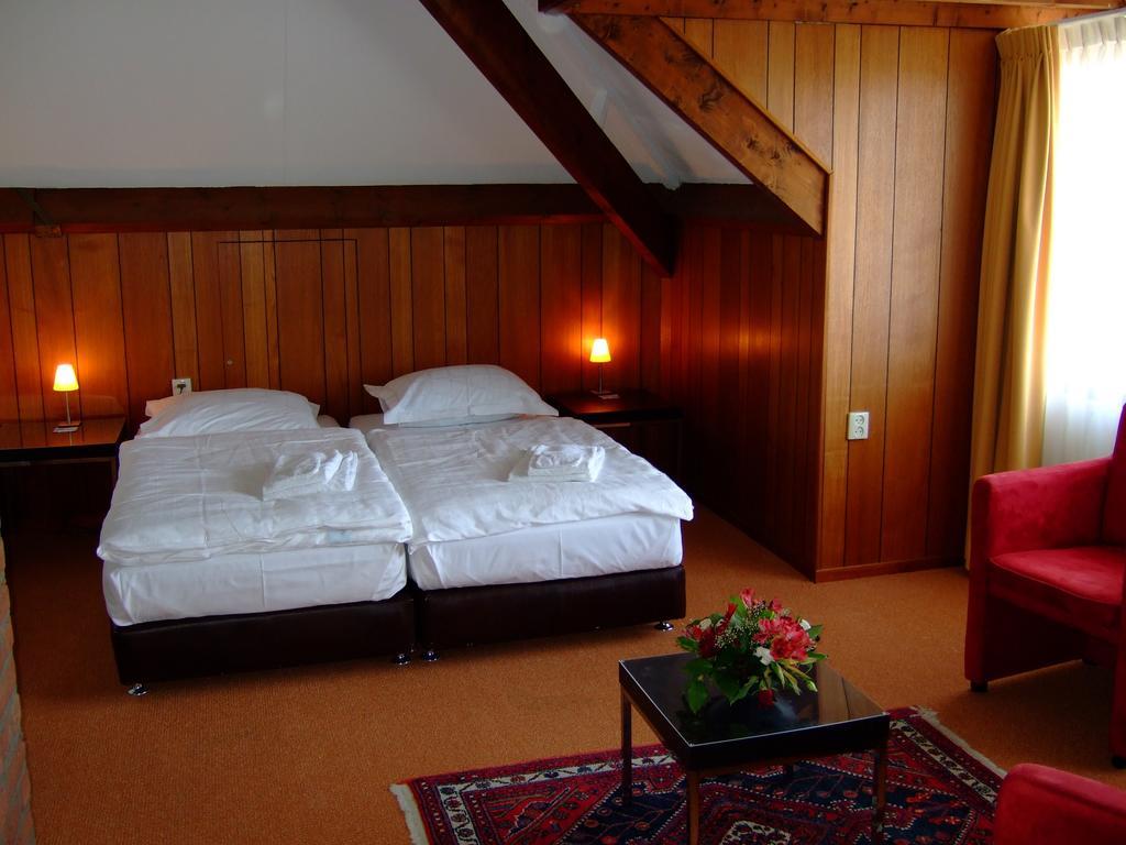 Hotel Musschenberg Beek-Ubbergen Quarto foto
