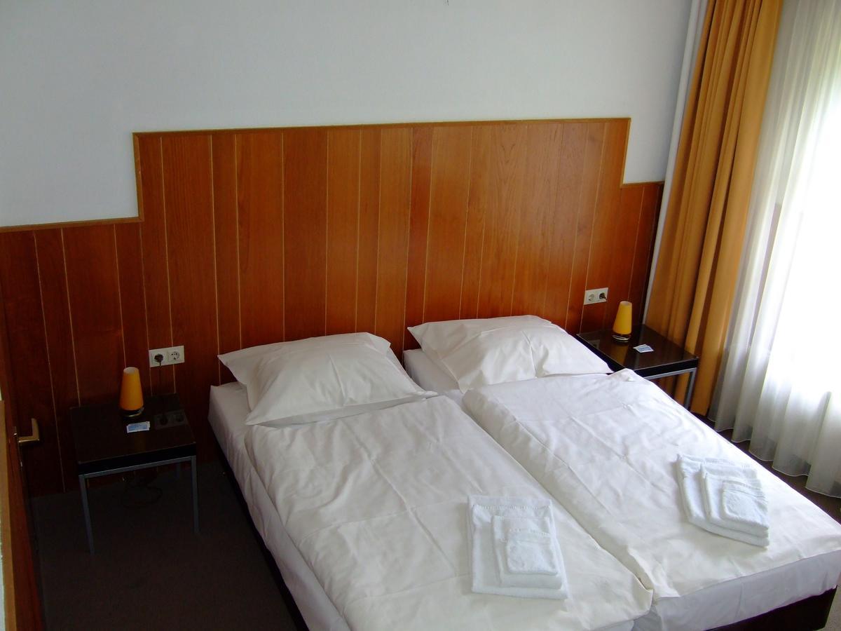 Hotel Musschenberg Beek-Ubbergen Quarto foto